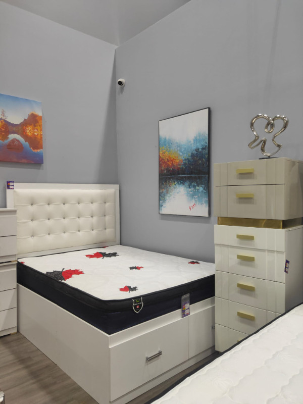 25% OFF - Stylish Bedroom Sets on Sale! in Beds & Mattresses in Mississauga / Peel Region - Image 2