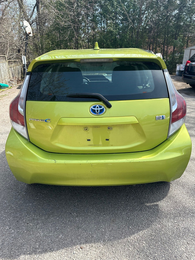 2015 Toyota Prius C Hybrid FWD| Clean Carfax| Accident Free in Cars & Trucks in City of Toronto - Image 4