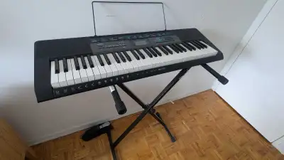 Casio CTK-2550 Keyboard & Yamaha FC4A Pedal switch , View more