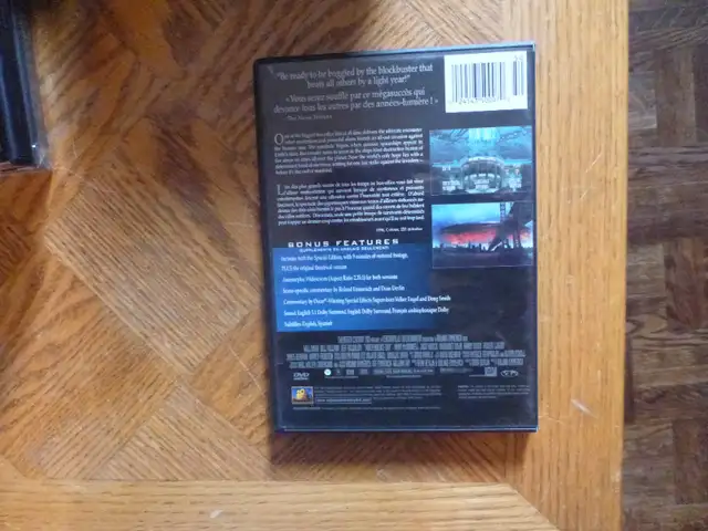 Independence Day   DVD  near mint   $3.0062863265172481121