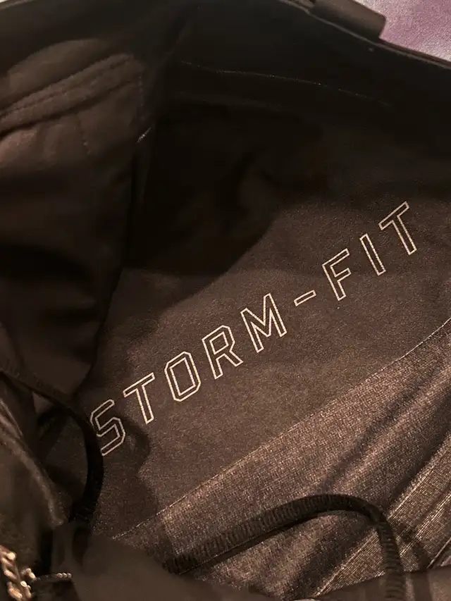 Nike Storm Fit Men’s Golf Pants - Size XS in Golf in Ottawa - Image 9