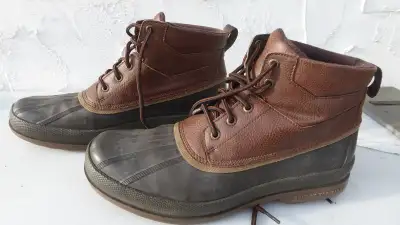 Winter Boots Lightly used, View more