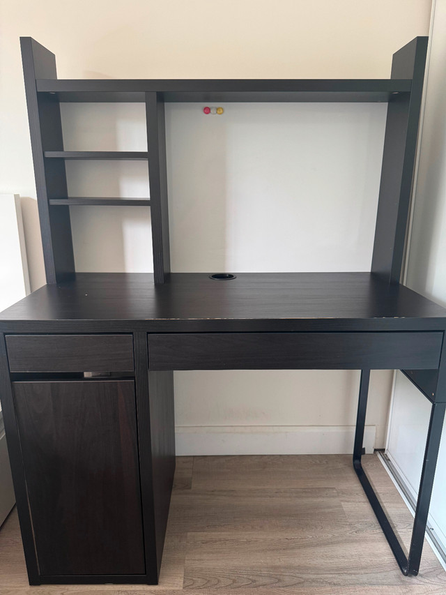 Ikea Micke desk in Desks in Mississauga / Peel Region - Image 3