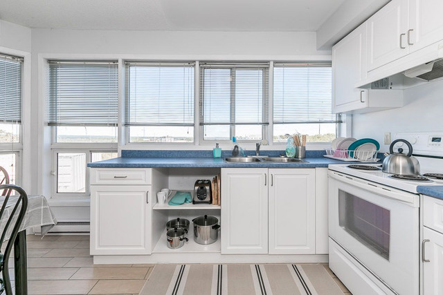 GEORGIAN COLLEGE & LAKEHEAD STUDENTS ROOMS in Room Rentals & Roommates in Barrie - Image 4