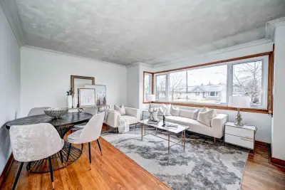 1. Available from Sep1 2. 4 bedrooms 2 full bathrooms (FUll house including basement) 3. Master bedr...