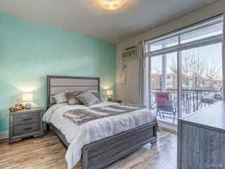 2515 Av. de la Gare — photo 2