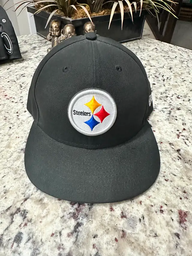Pittsburgh Steelers Hats in Men's in Calgary - Image 4