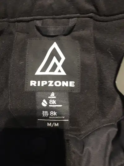 Brand: Ripzone Never worn Medium size