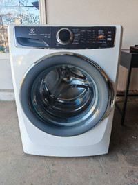 New Electrolux steam washer, perfect condition