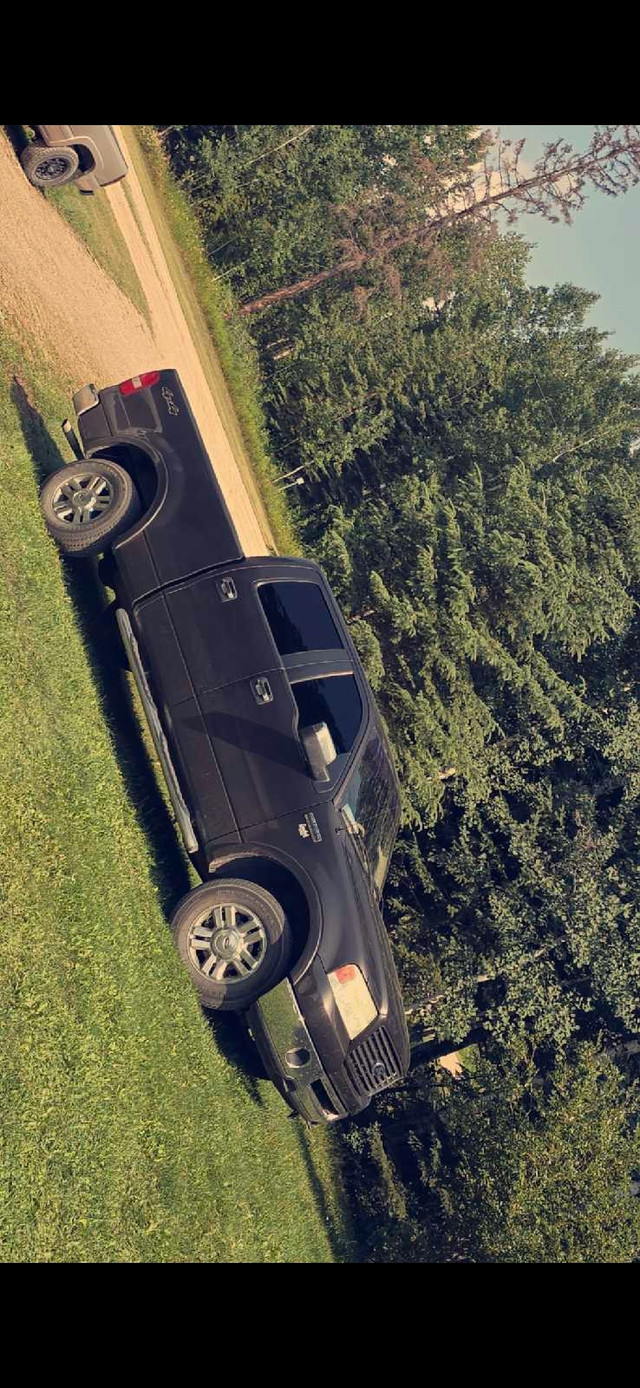 2007 Ford F150 lariat  in Cars & Trucks in Red Deer - Image 2