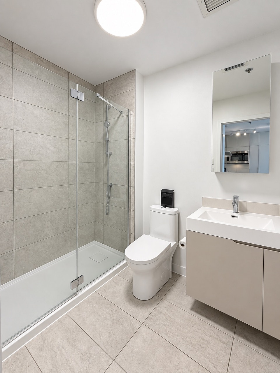 Furnished 1-Bed + Office at Humaniti 5