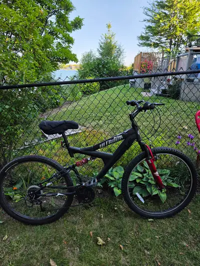 Mongoose Mountainbike, View more