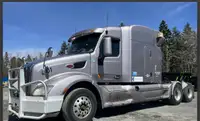 2014 paterbilt 579 T/A sleeper truck (Heavy spec)