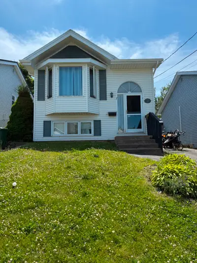 83 Armcrest Drive House For Rent