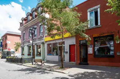 Resto à loyer - Plateau - Restaurent for rent