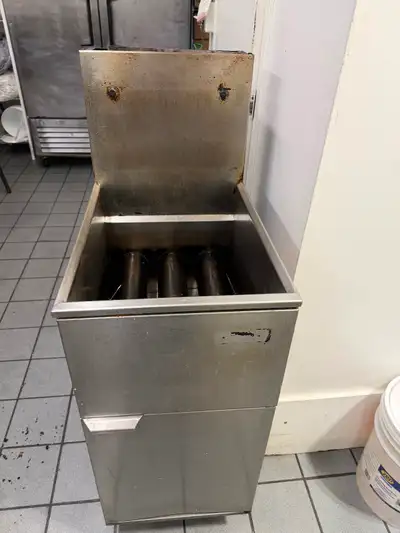 MKE deep fryer, View more
