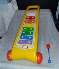 Vintage 1993 Little Tikes Rolling Musical Xylophone Pull Toy
