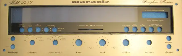 Marantz 2250 Receiver Silver Faceplate in Stereo Systems & Home Theatre in Mississauga / Peel Region - Image 6