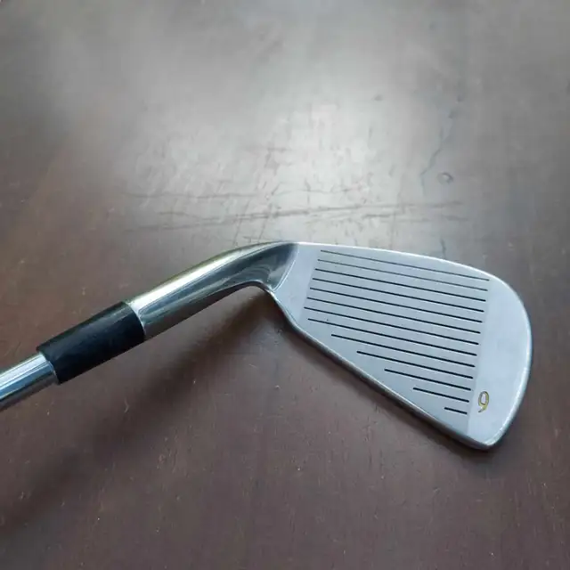 Wilson Fire Stick Mid Size System 45 6 Iron (RH) - $15.00 in Golf in Belleville - Image 6