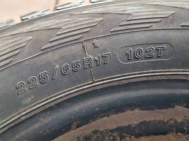 pneus d’hiver 225-65-R17, roues et mags Nissan in Tires & Rims in Québec City - Image 9