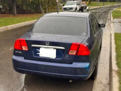 this is honda civic a 2003 model LXI1.7 4 door has sony XAV3000 fused with a 10 inc woofer amazing S...