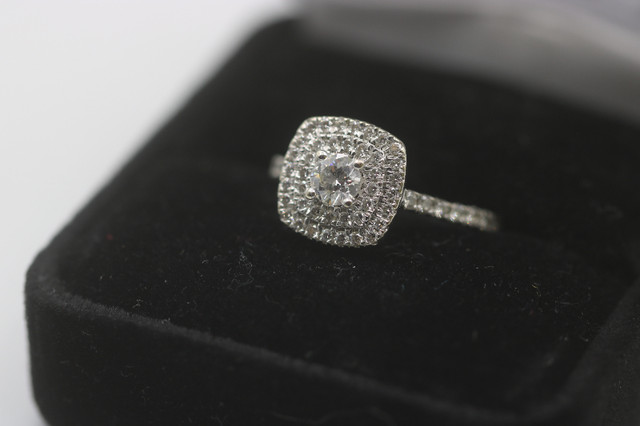 14 KT White Gold Cast double halo Style Ring W/ Diamonds (#4131) in Jewellery & Watches in City of Halifax - Image 4