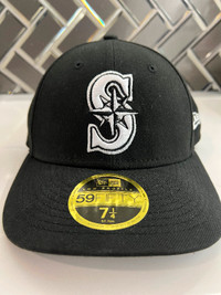 Seattle Mariners New Era hat size  7 1/4