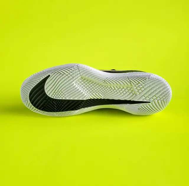 New Tennis Shoes - Men's / Women's - NIKE Air Zoom Vapor PRO in Tennis & Racquet in City of Toronto - Image 8