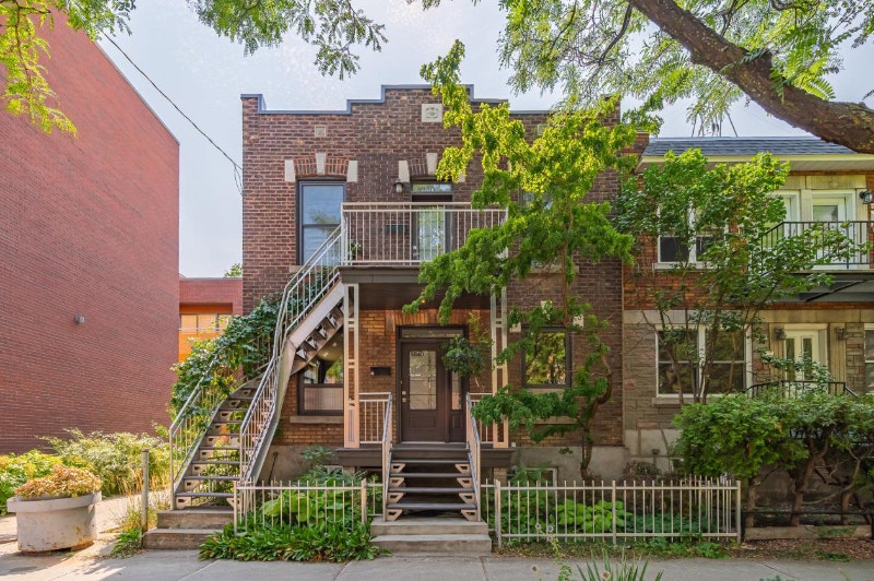 6 1/2 Apartment for rent/ à louerRosemont (1000pi) Locations longue