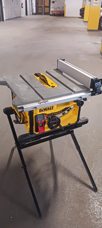8"1/4 Dewalt Table saw with stand