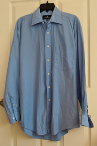 Men's Light Blue Dress Shirt.  Size 15.5, 32/33