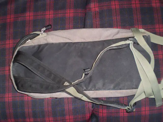 Quality Backpacks and Bags - Roots, MEC, Outbound Skis and Bikes in Fishing, Camping & Outdoors in City of Toronto - Image 3