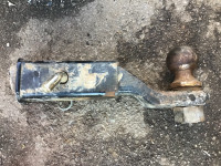 Trailer Hitch Ball Mount- good solid condition