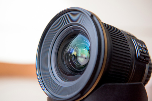 Nikon 20mm f/1.8G in Cameras & Camcorders in Calgary - Image 3