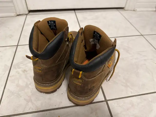 Dakota safety boots csa in Men's Shoes in Markham / York Region - Image 3
