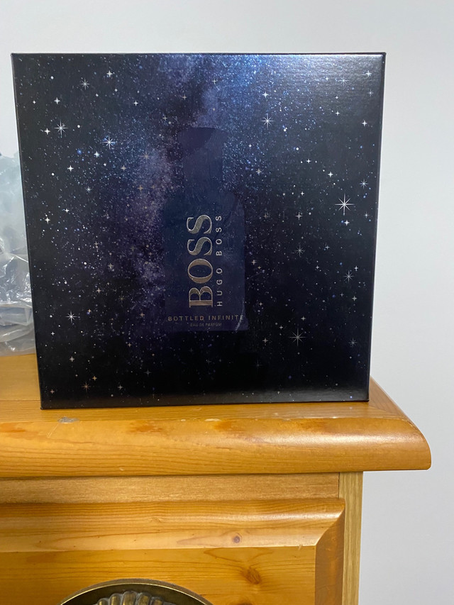 Hugo Boss - BOSS Bottled Infinite Eau de Parfum (2-Pc. Gift Set) in Other in Oshawa / Durham Region - Image 2