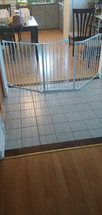 Baby gate..extra wide