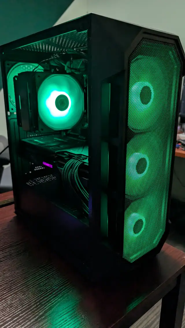 Ryzen 5 7600x / 32GB Ram / 7800xt Gaming Desktop in Desktop Computers in Edmonton - Image 2