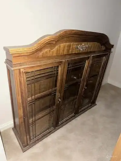 Beautiful Glass display Cabinet. SOLID wood. Well built., View more