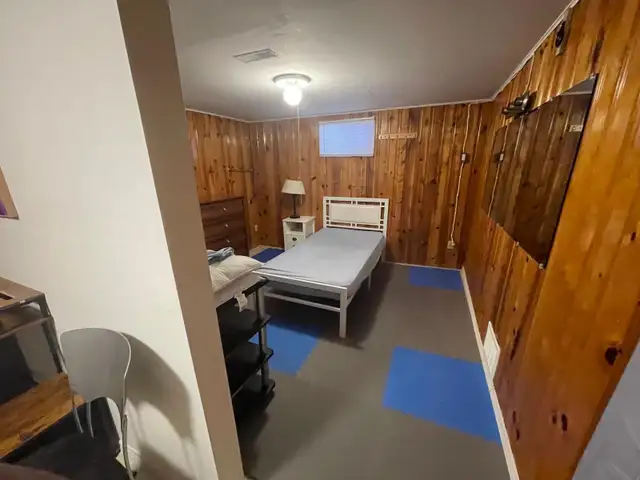 Furnished or unfurnished Basement Apartment in Long Term Rentals in City of Toronto - Image 2