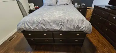 Queen Storage Bedroom Set, View more