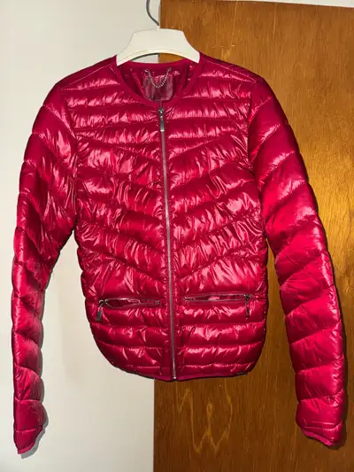 Women’s red puffer jacket (6 US), View more