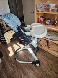 Foldable Lux high chair