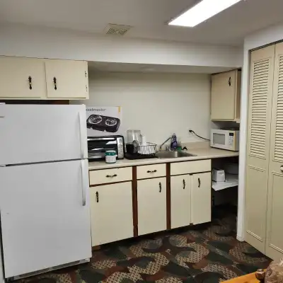 Studio suite new reno furnished Mt. Pleasant