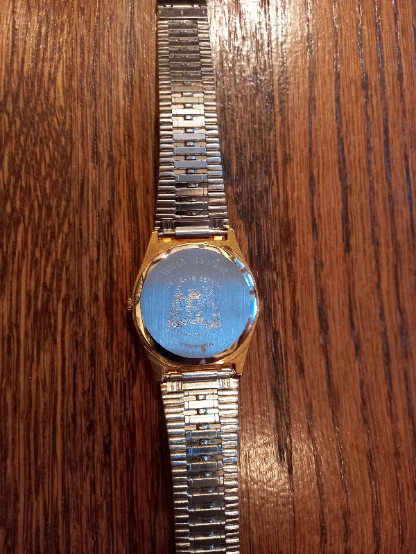 Wittnauer Swiss Quartz Day Date Calendar 1980s Gold Plated Watch in Jewellery & Watches in City of Toronto - Image 3