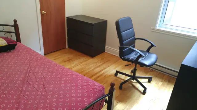 Girls Private room/Room for 2 or for 1,Metro/Parc/Monk/Plamondon