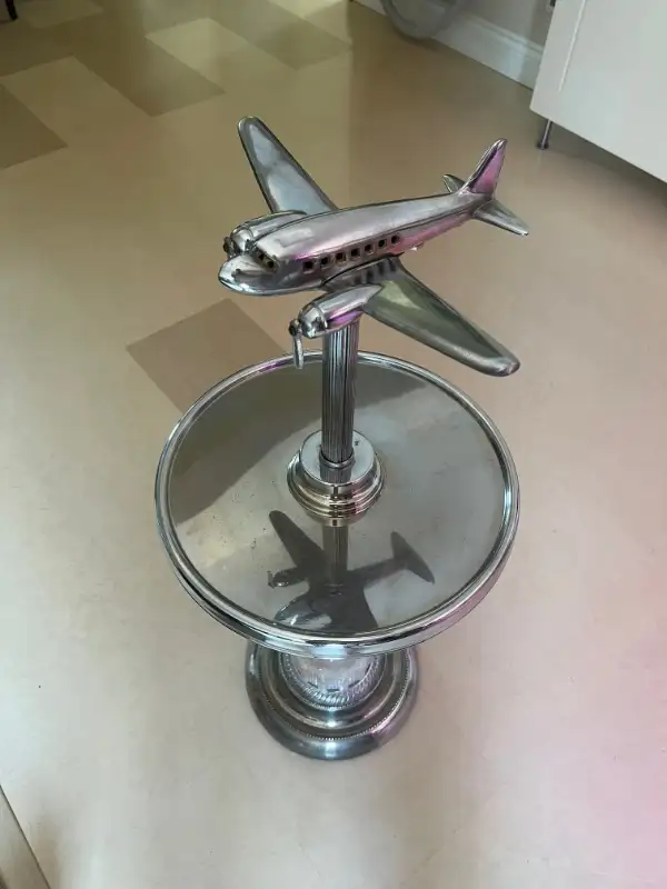 Vintage Art Deco DC-3 Chrome Astray Stand, w/ Fuselage Lighting in Arts & Collectibles in Markham / York Region - Image 2