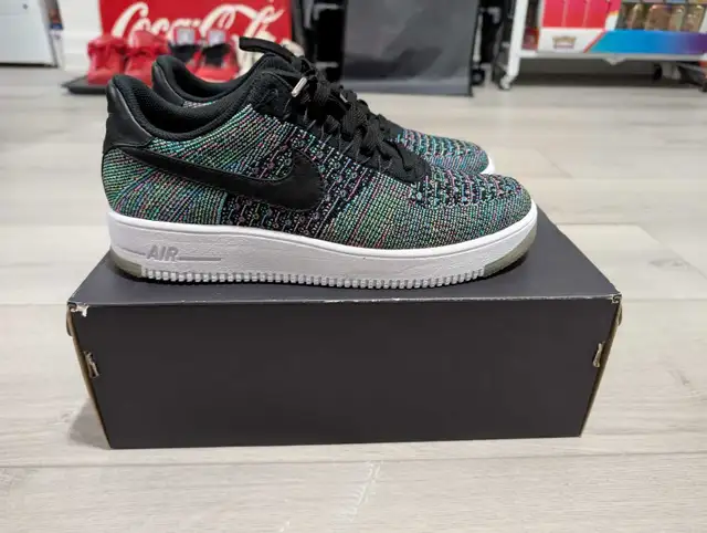 Nike "Multicolor" Air Force 1 Ultra Flyknit Low - Size 10 in Men's Shoes in Mississauga / Peel Region - Image 2