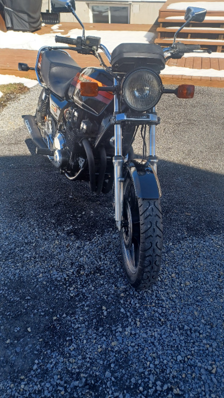 1982 kawasaki kz1000 in Street, Cruisers & Choppers in Ottawa - Image 4