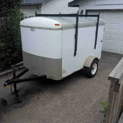 Great solid trailer. Comes with the roof/ladder rack. Axle is solid, rated for 3500lbs All lights wo...
